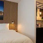 Apartament N14 Elegant In With Ac And Parking Bratysława